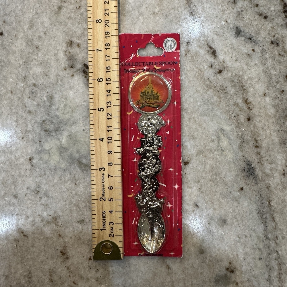 New Sealed Disneyland Disney World Souvenir Collectible Spoon Mickey Mouse